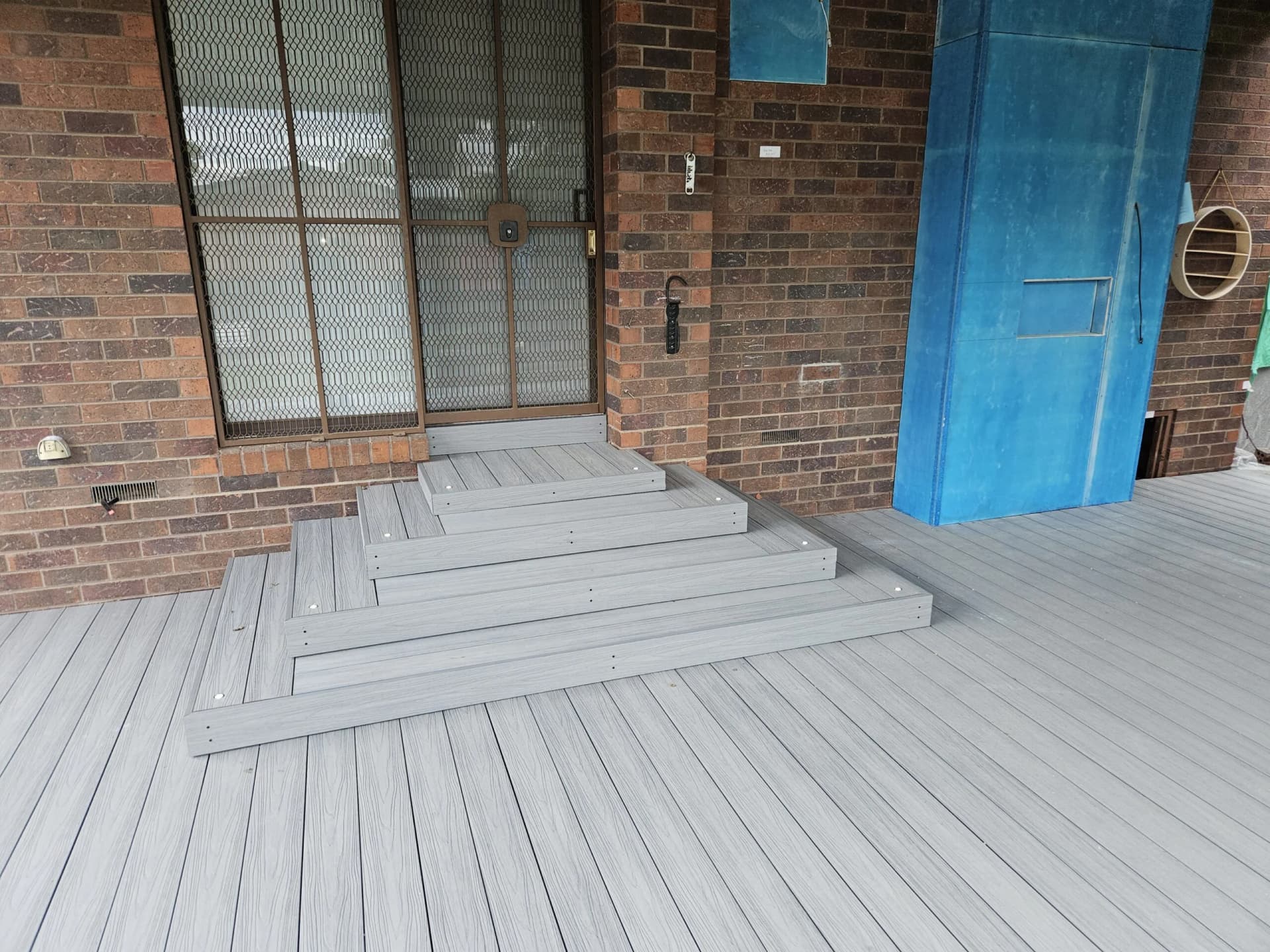Brunswick Deck & Outdoor Media Wall - Image 4